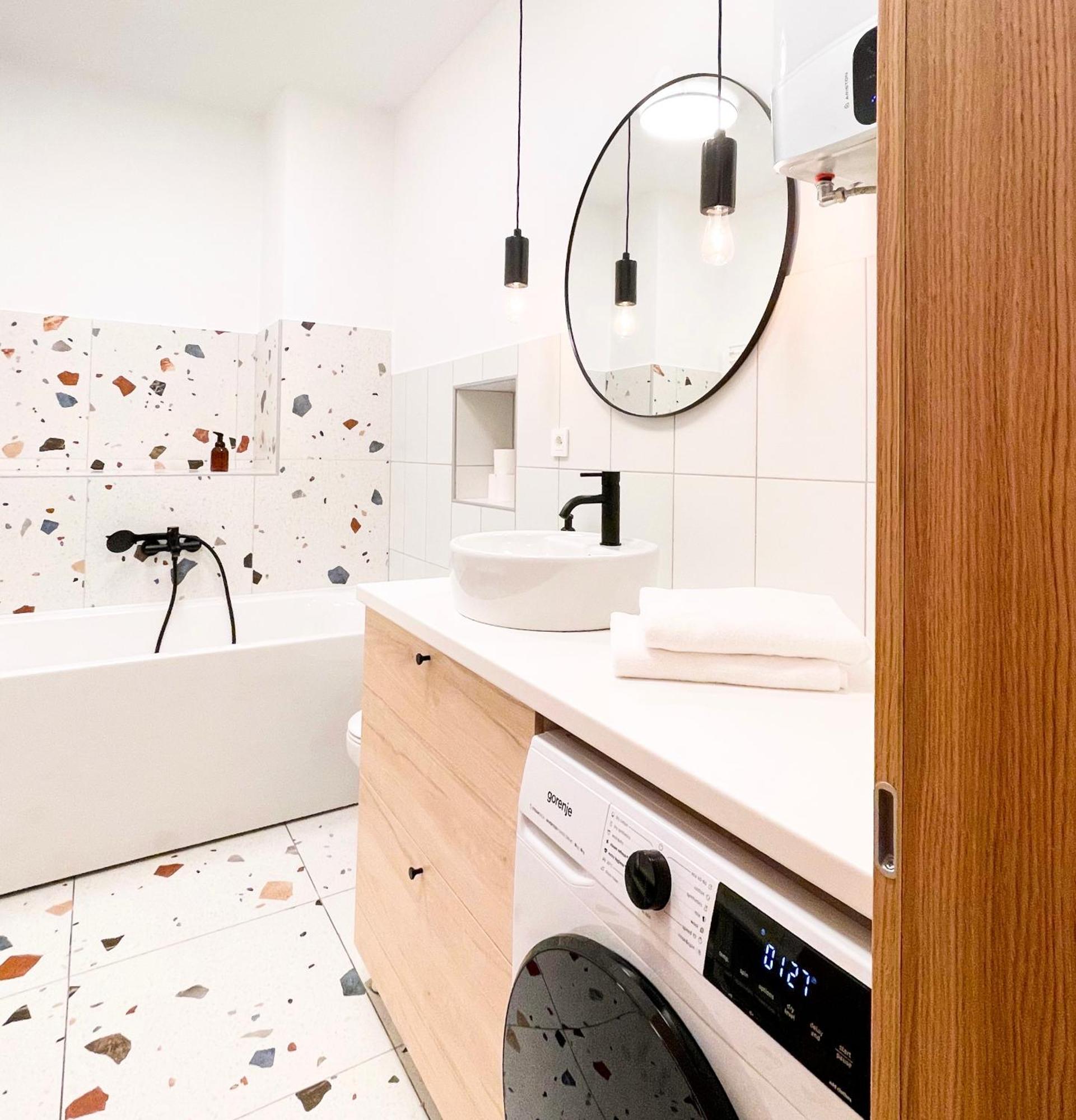 Aumetz Square Apartment Idrija Extérieur photo